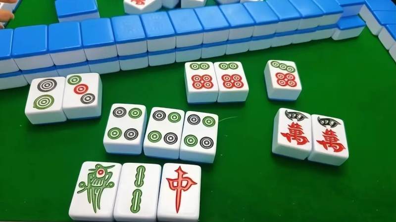 麻将听牌判断技巧详解:从牌型结构到剩余牌推理的完整思路